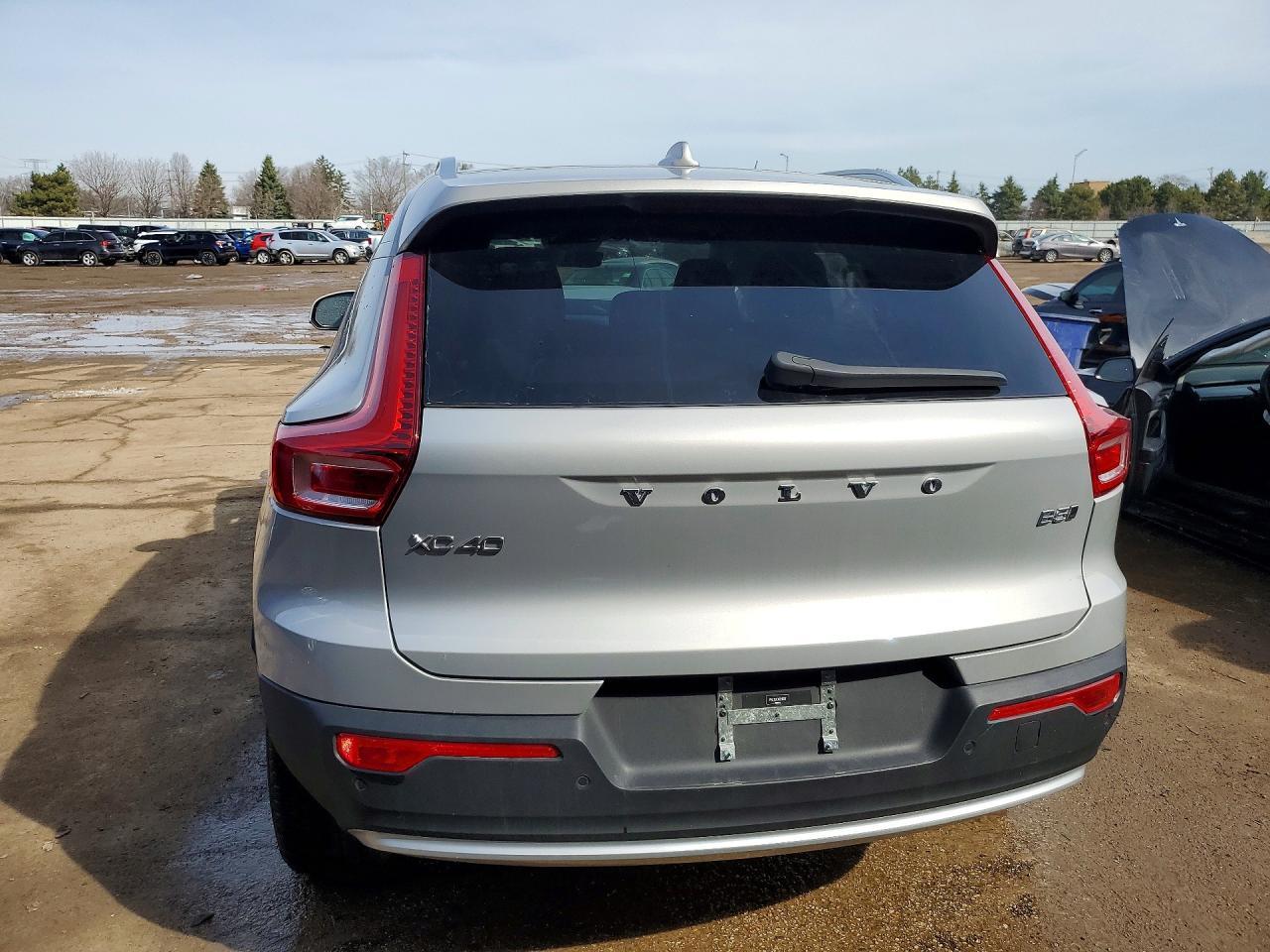 2024 Volvo Xc40 Ultimate - Фото 6