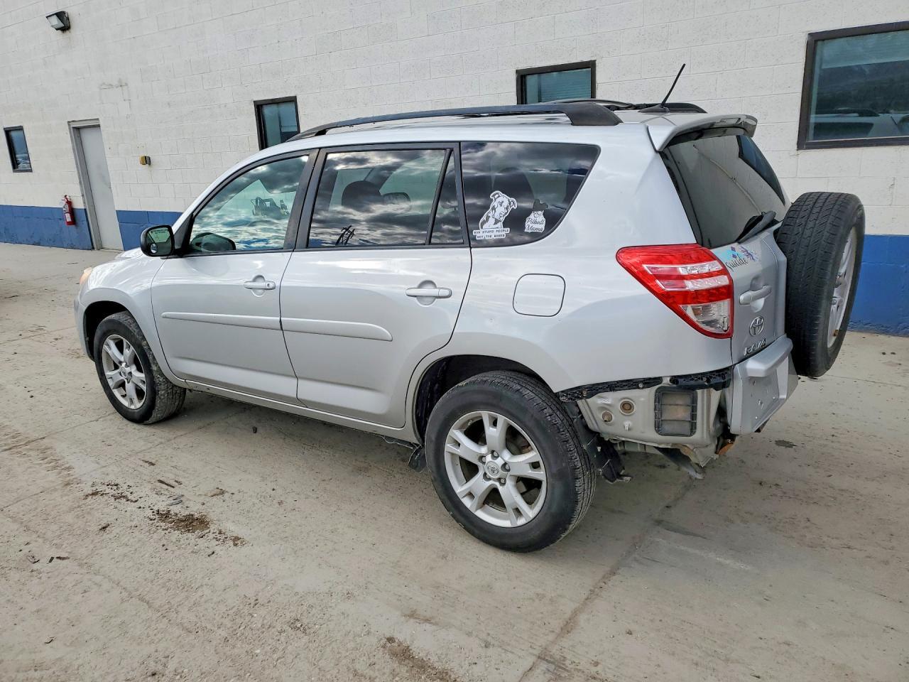 2012 Toyota Rav4 Base - Фото 2