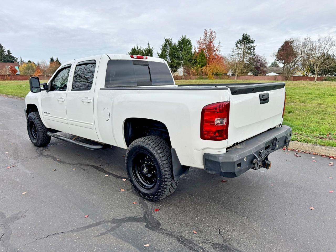 2013 Chevrolet Silverado K2500 Heavy Duty Ltz - Image 3