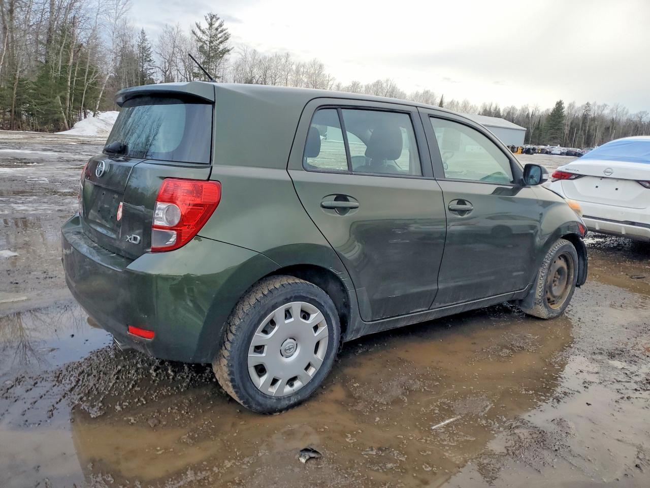 2011 Scion Xd Base - Фото 3