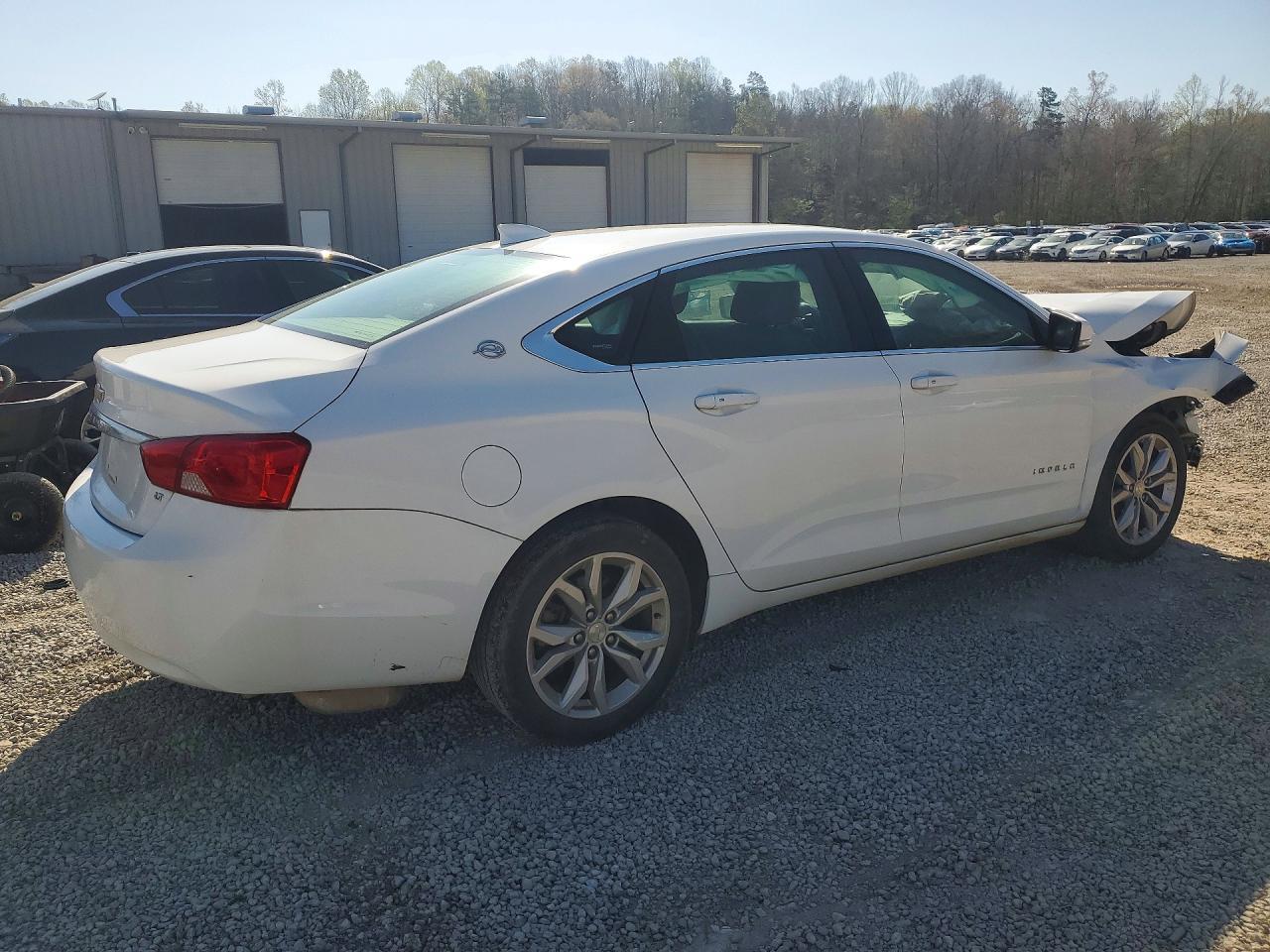 2019 Chevrolet Impala Lt - Image 3