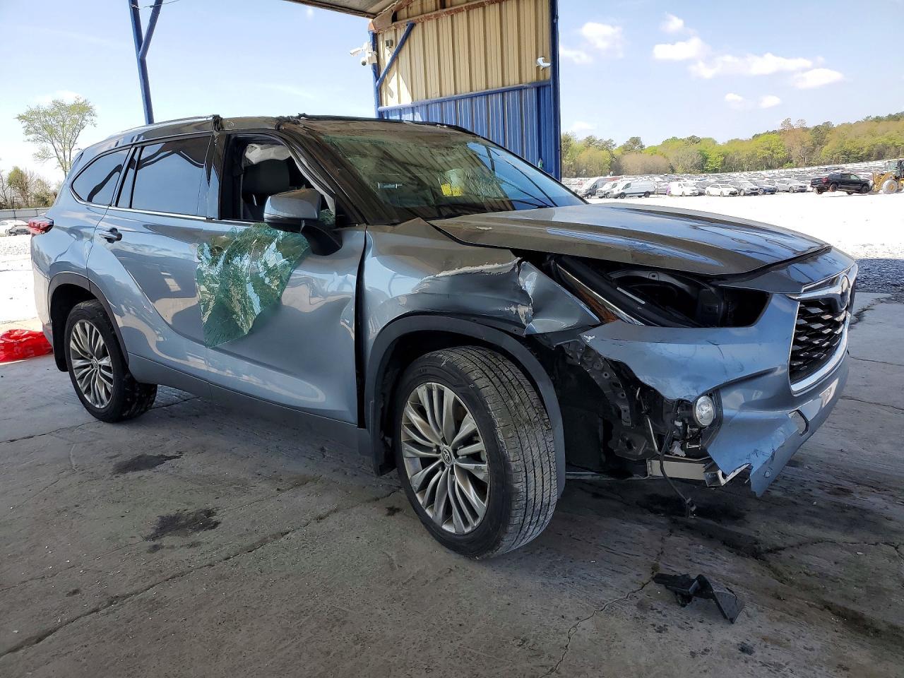 2020 Toyota Highlander Platinum - Фото 4