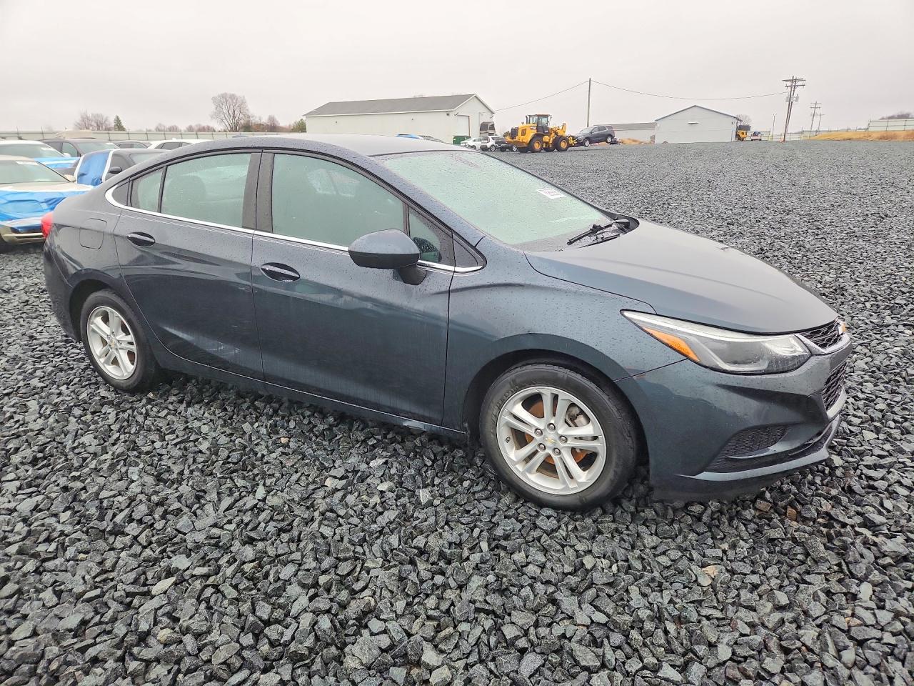 2018 Chevrolet Cruze Lt - Image 4