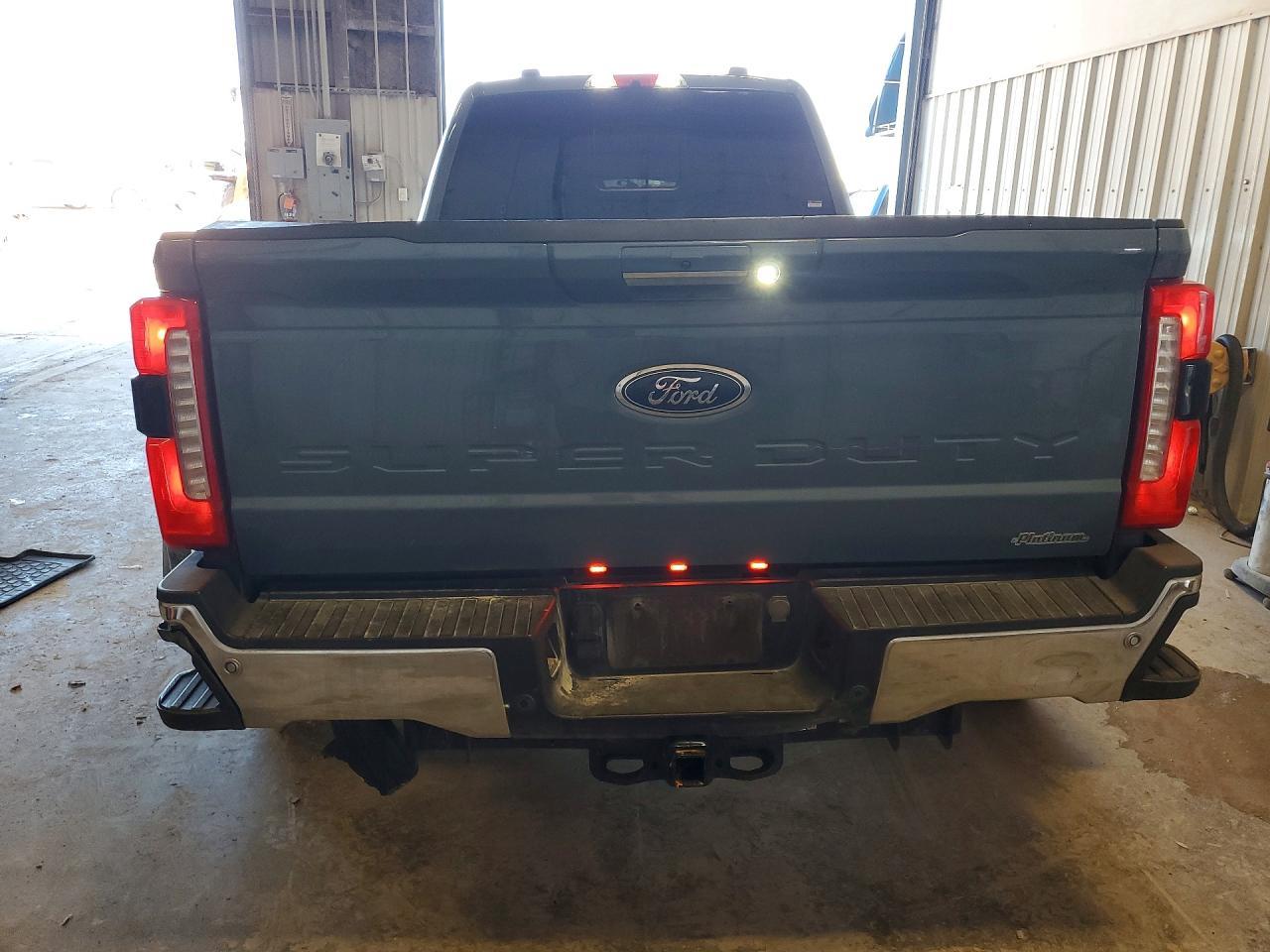 2023 Ford F350 Super Duty - Image 6