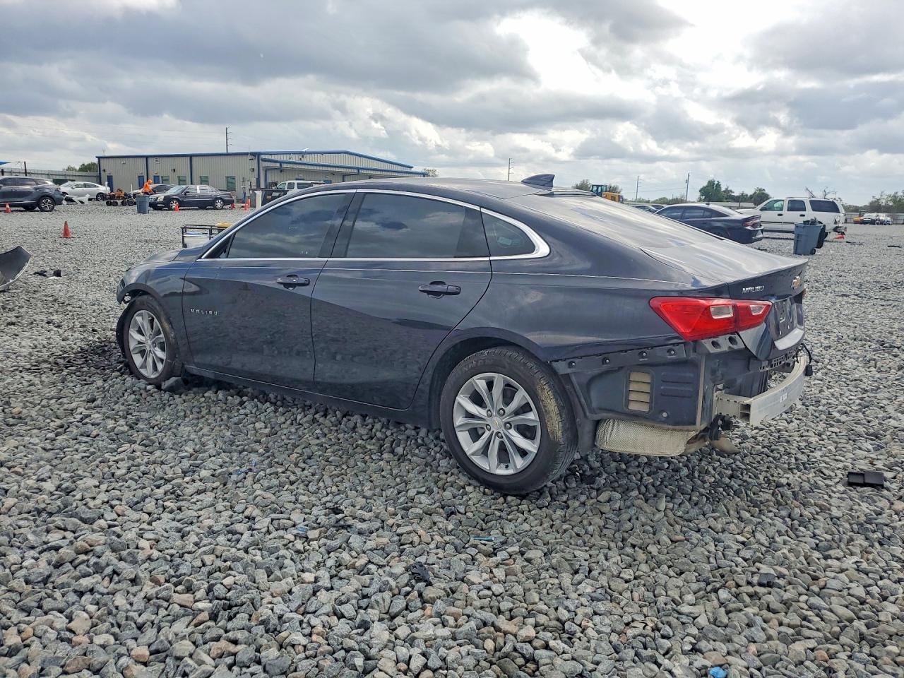 2023 Chevrolet Malibu Lt - Фото 2