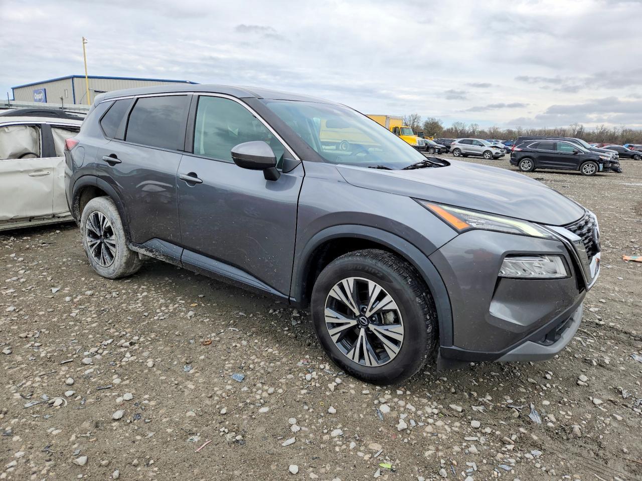 2022 Nissan Rogue Sv - Фото 4