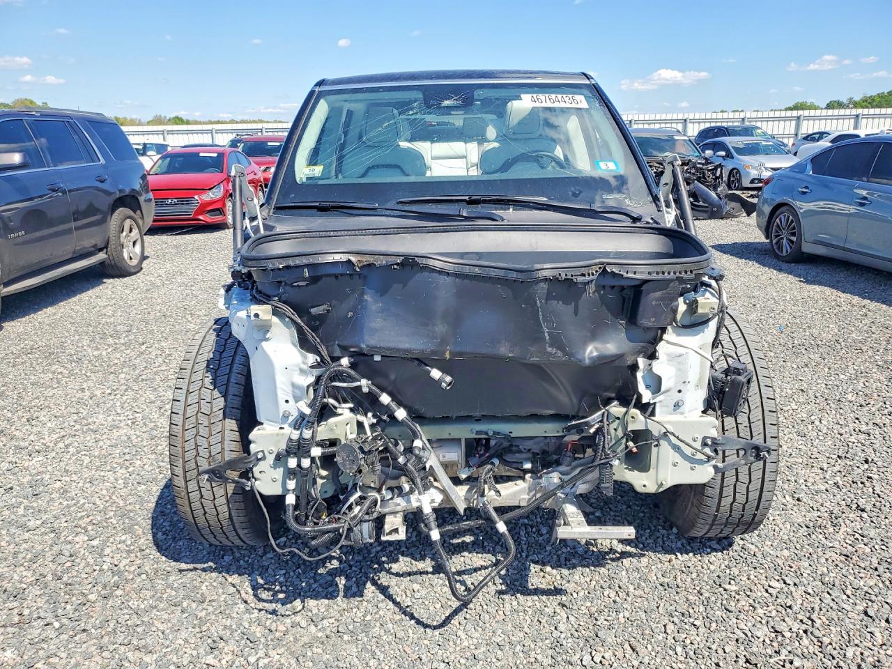 2023 Rivian R1S Adventure - Фото 5