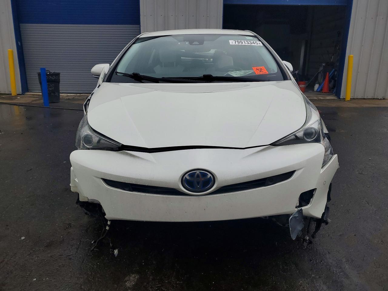 2018 Toyota Prius Four - Image 5