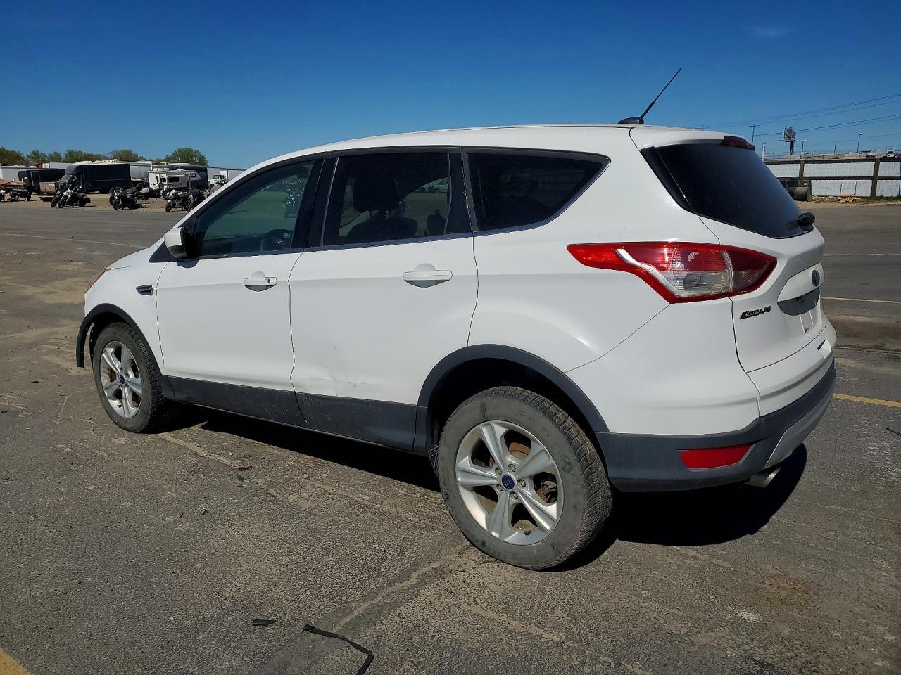 2014 Ford Escape Se - Фото 2