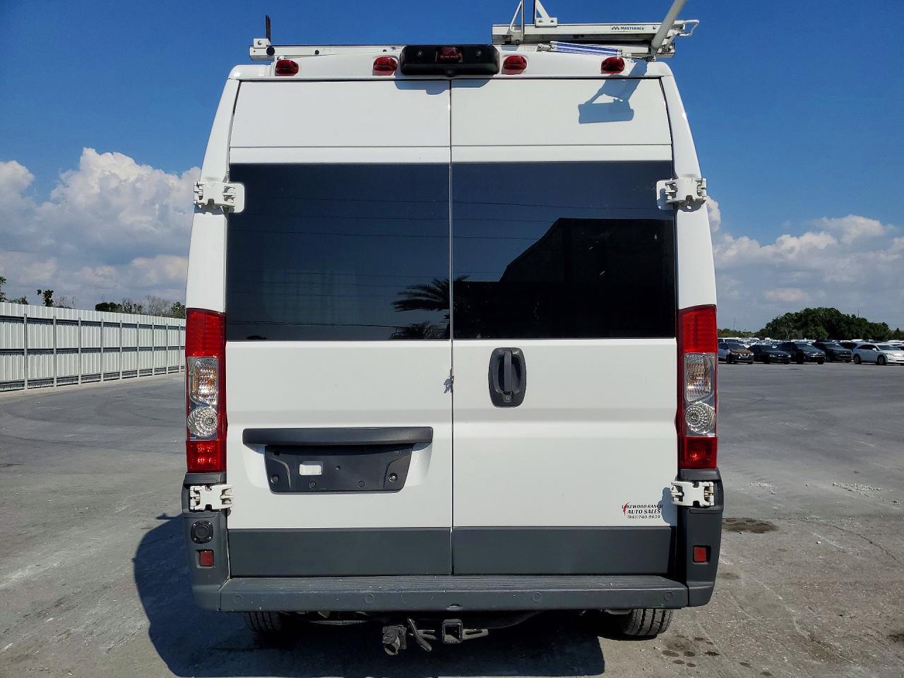 2018 Ram Promaster 2500 Utility / Service Van - Фото 6