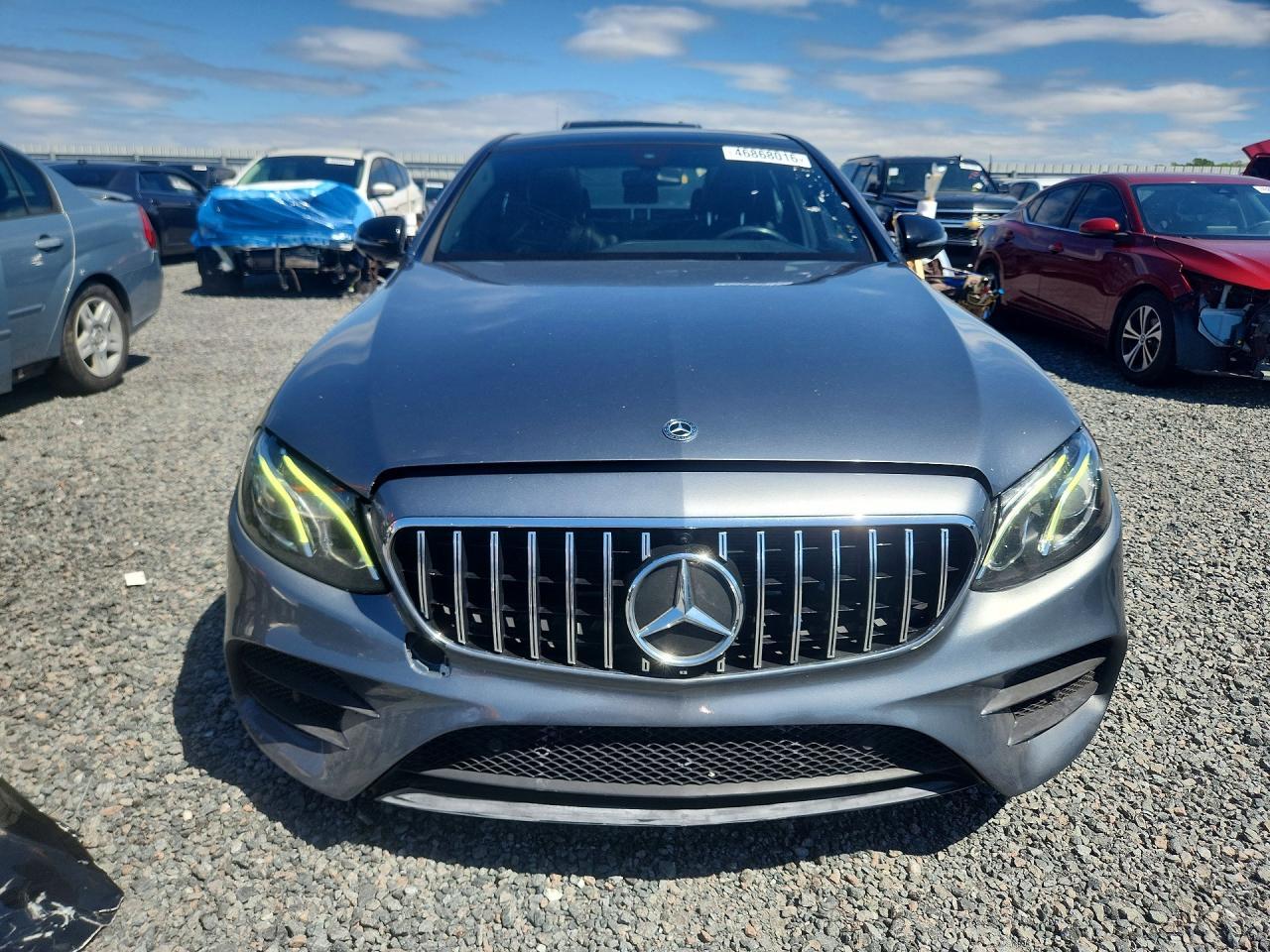 2019 Mercedes-Benz E 300 - Фото 5