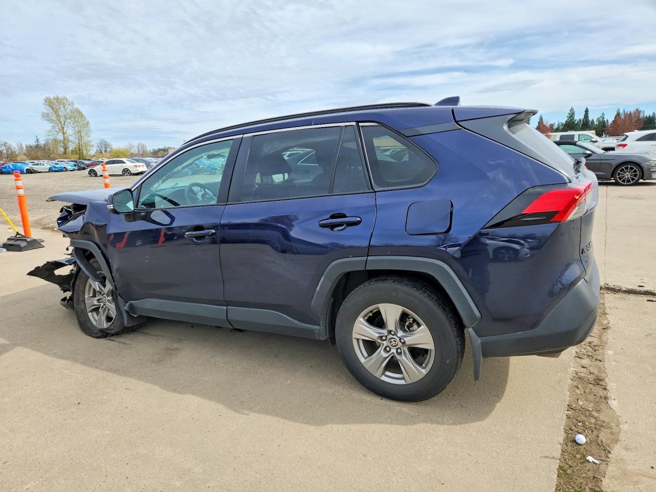 2024 Toyota Rav4 Xle - Image 2