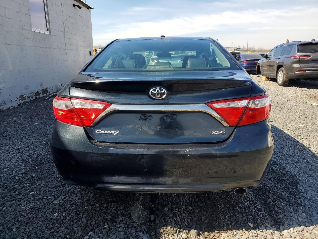 2017 Toyota Camry Xse - Фото 6
