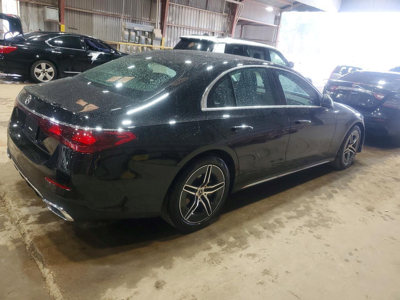 2026 Mercedes-Benz E 320 4Matic - Image 3