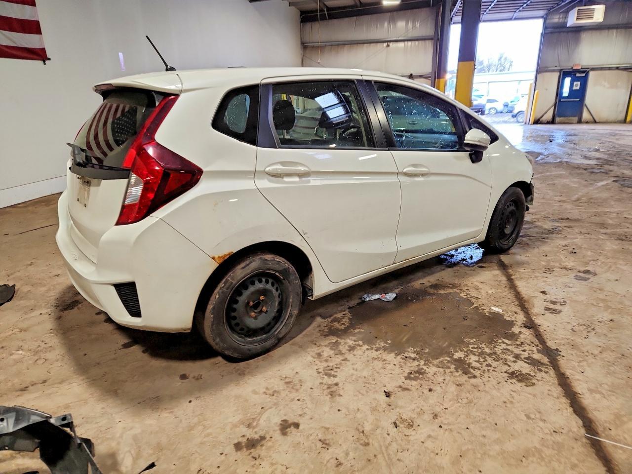 2016 Honda Fit Lx - Image 3