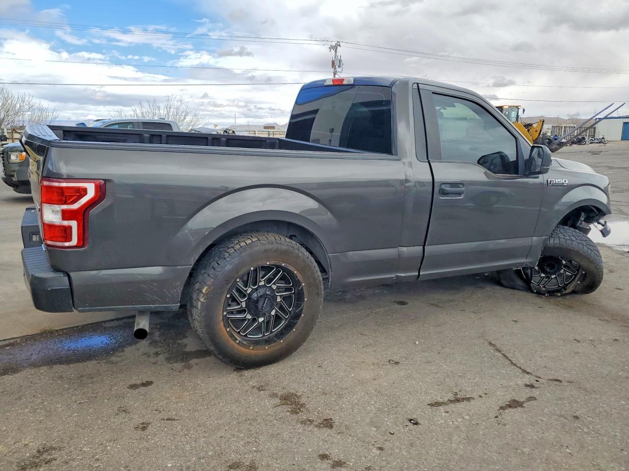 2018 Ford F150 - Фото 3