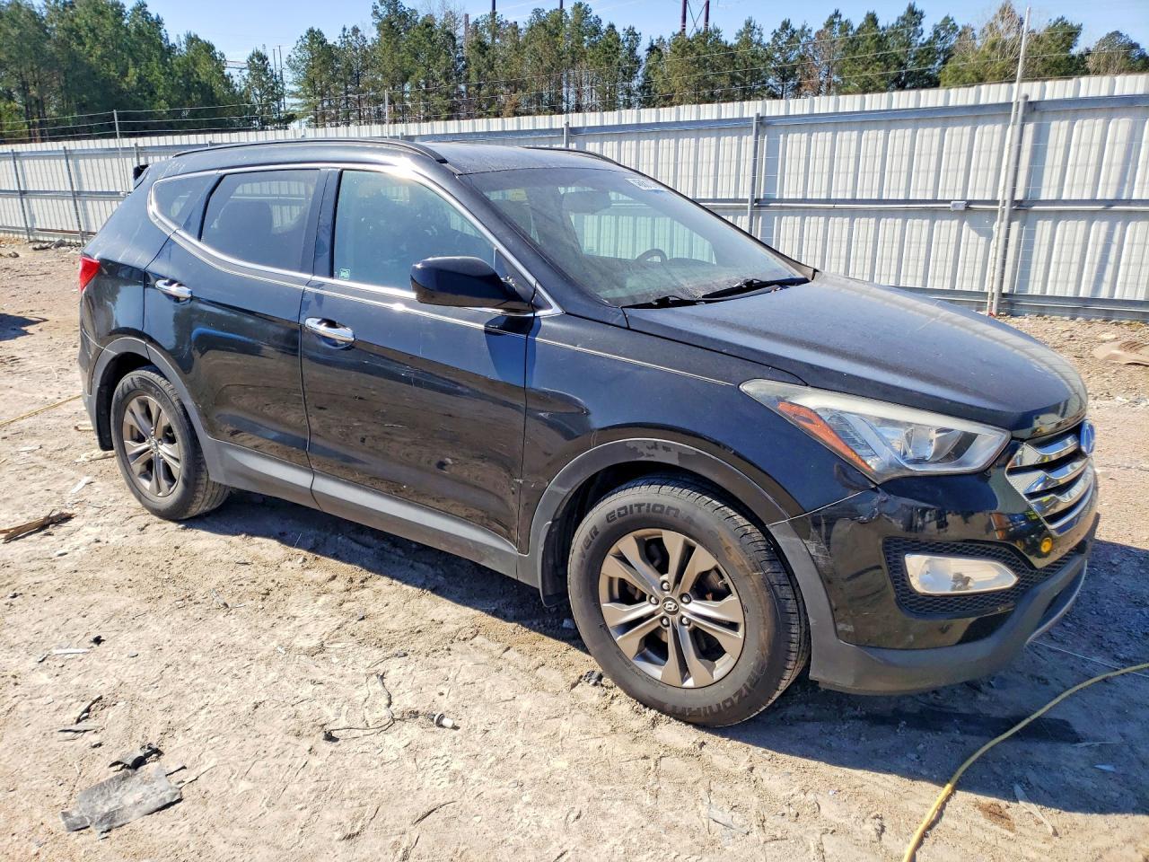 2013 Hyundai Santa Fe Sport 2.4L - Image 4