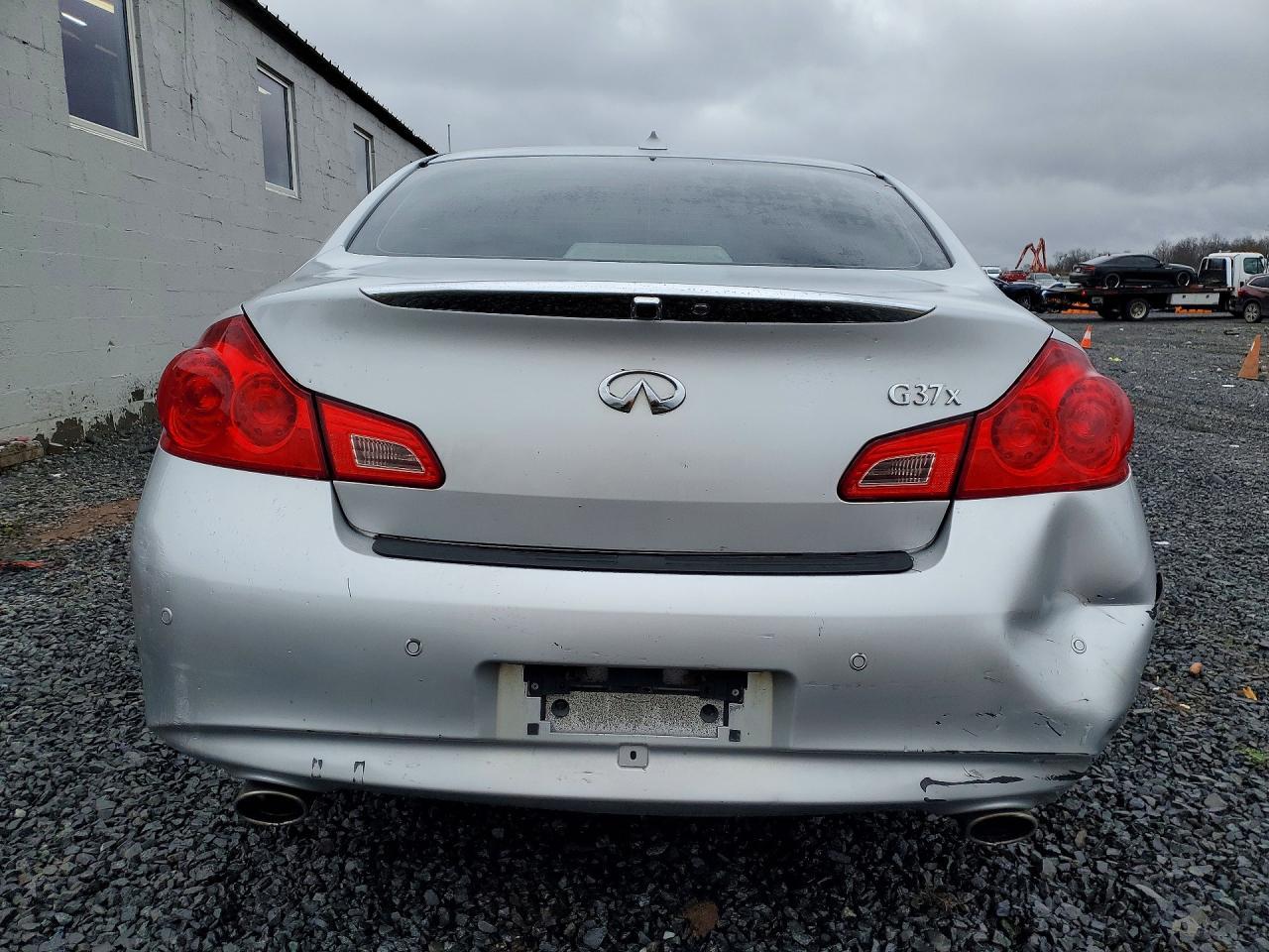 2011 Infiniti G37 Sedan X - Image 6