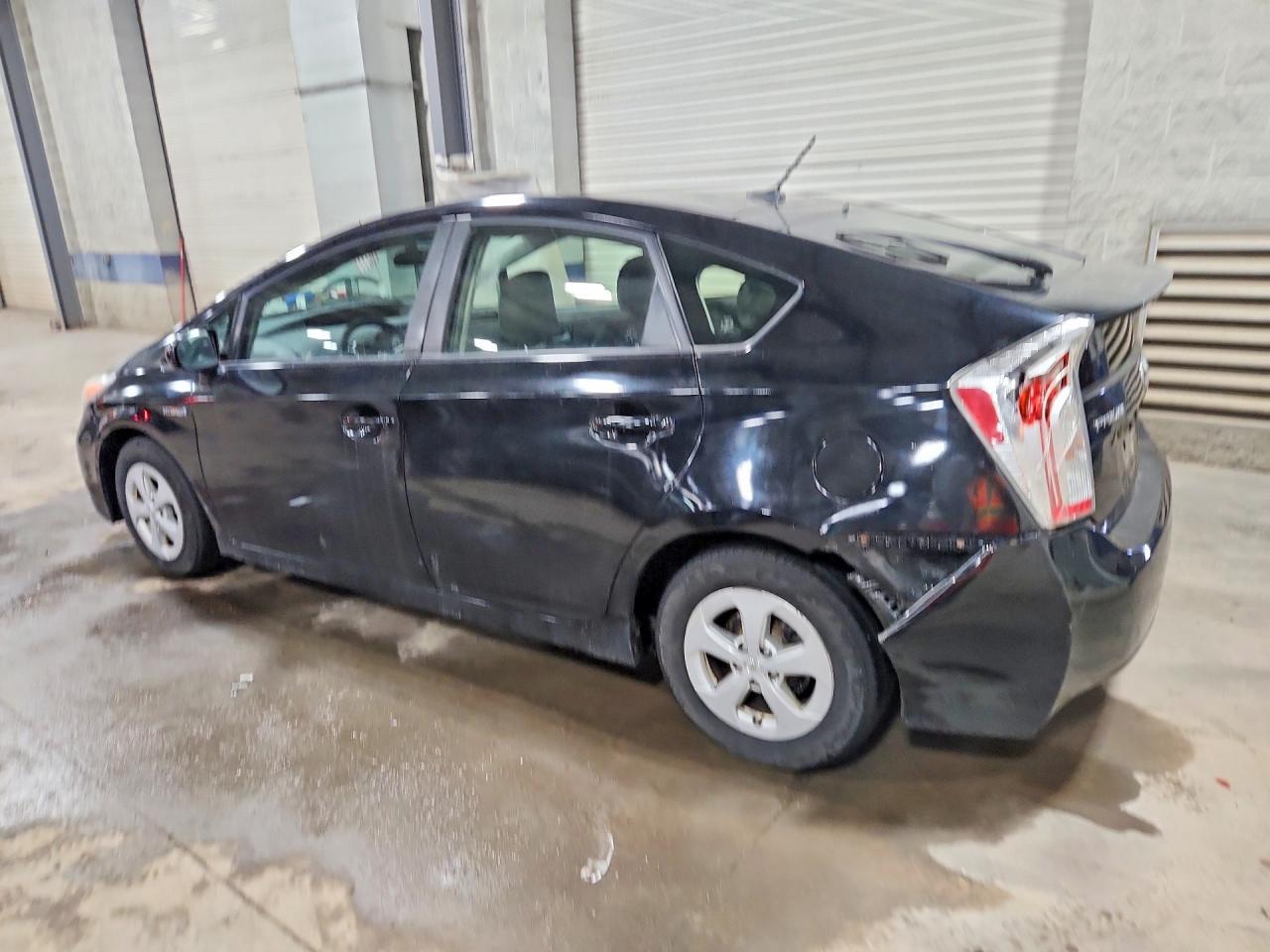 2010 Toyota Prius Ii - Image 2