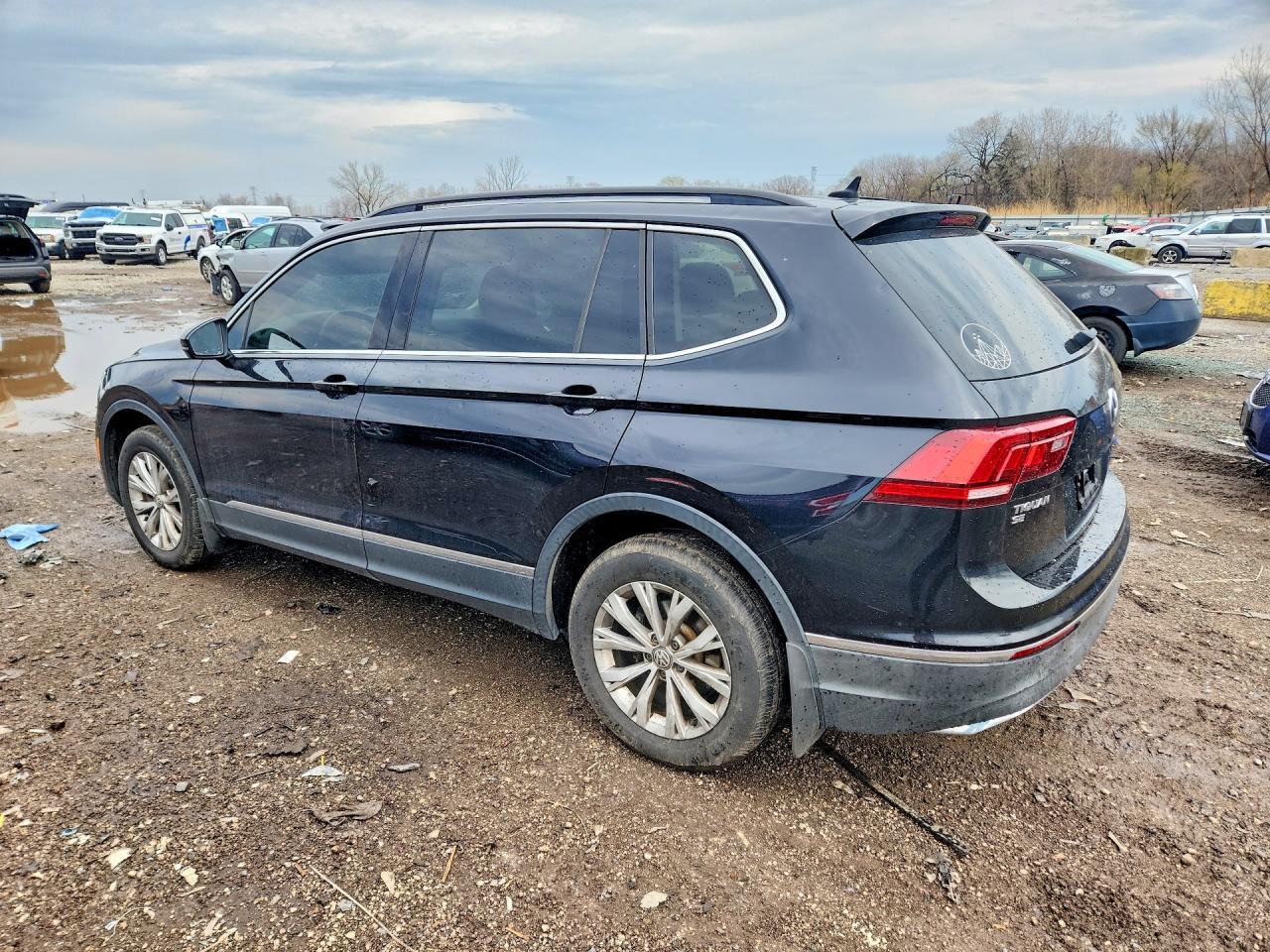 2018 Volkswagen Tiguan - Фото 2