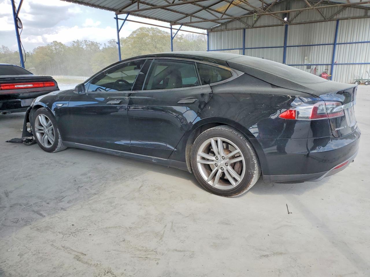 2013 Tesla Model S - Фото 2