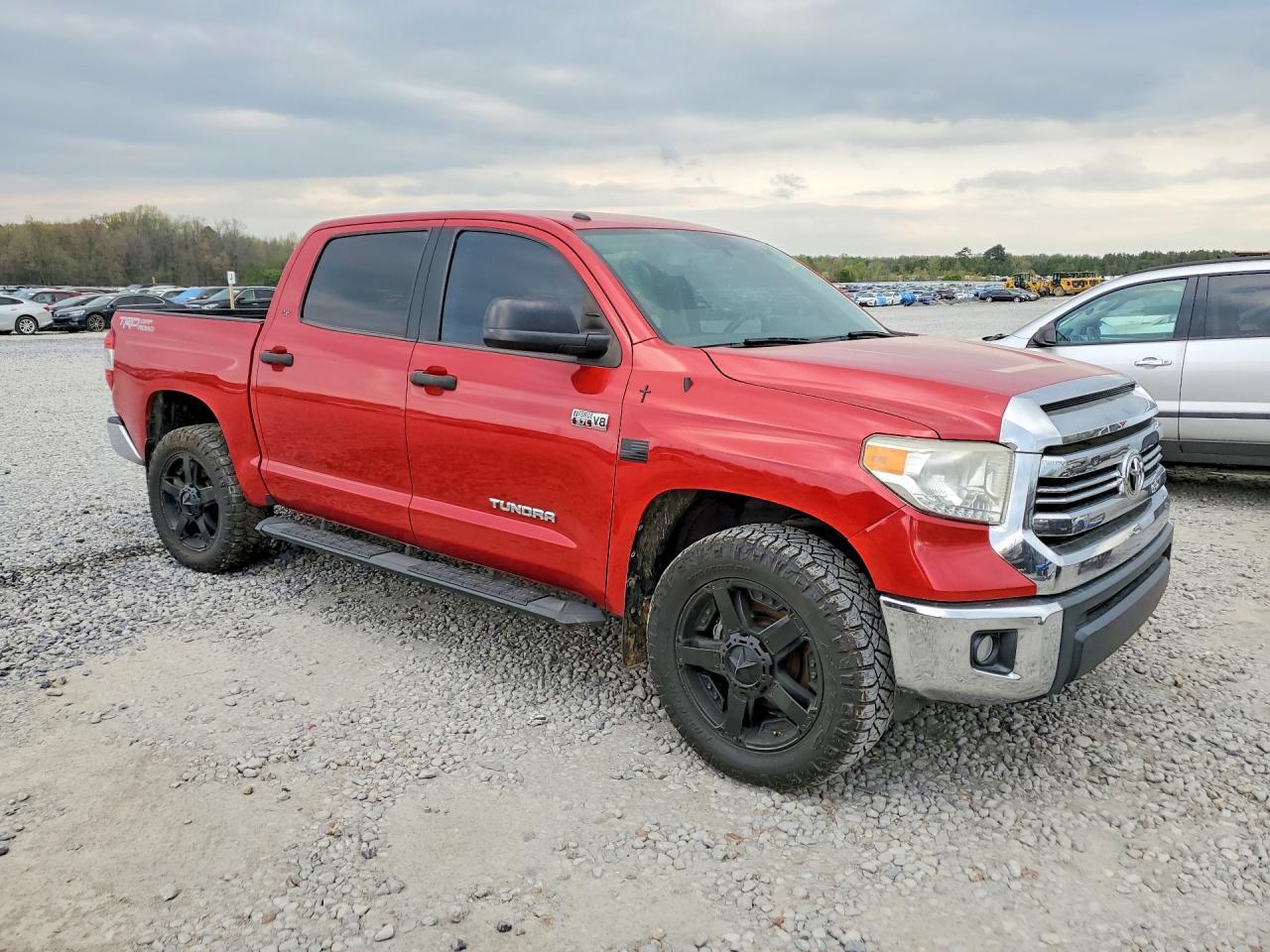2017 Toyota Tundra Sr5 - Фото 4