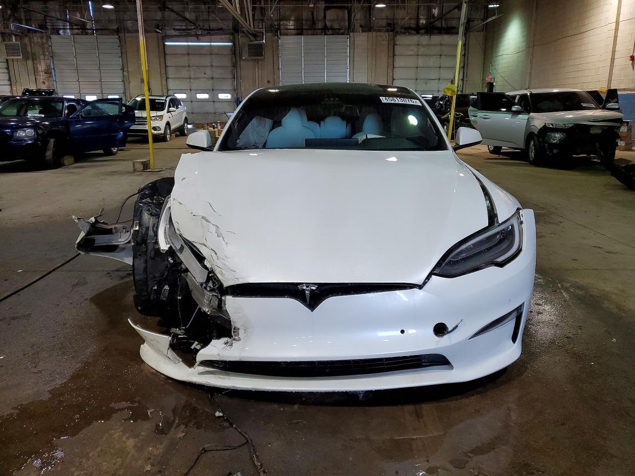 2022 Tesla Model S - Фото 5