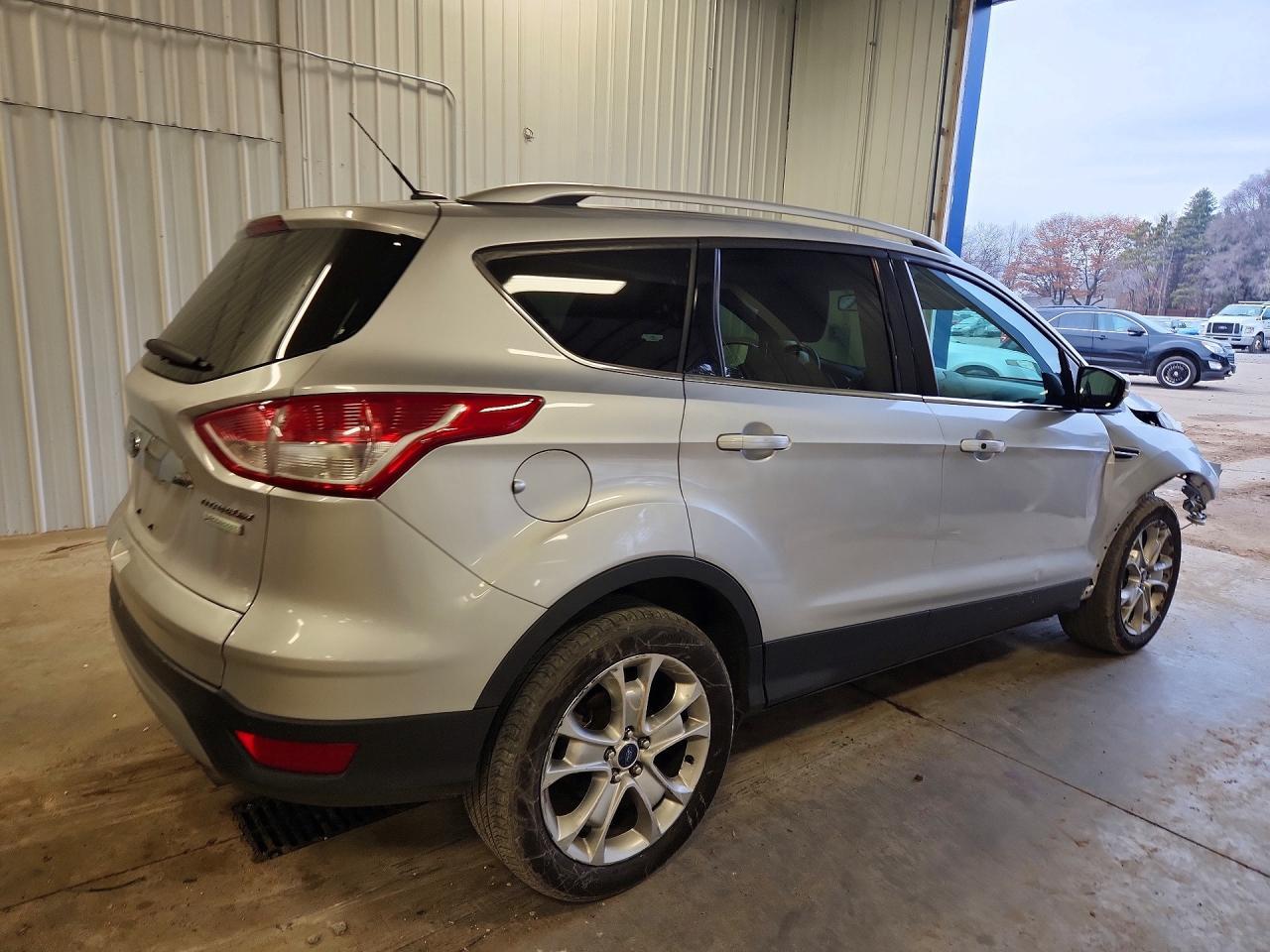 2015 Ford Escape Titanium - Image 3