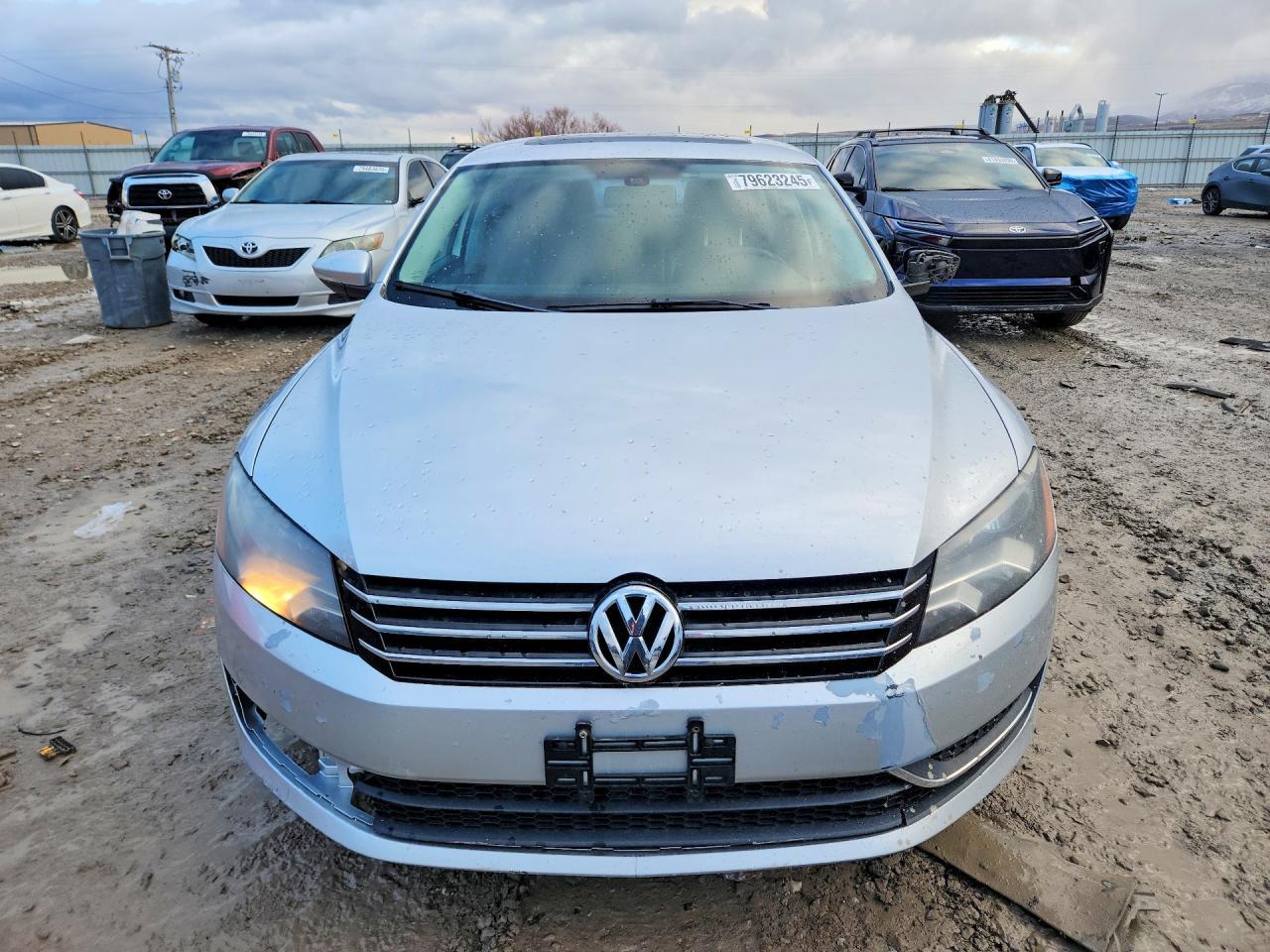2012 Volkswagen Passat - Фото 5