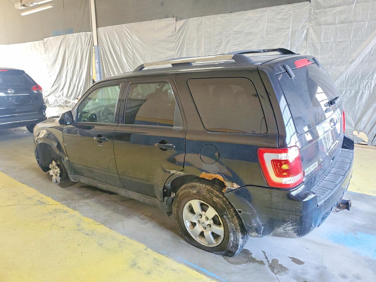 2012 Ford Escape Limited - Фото 2