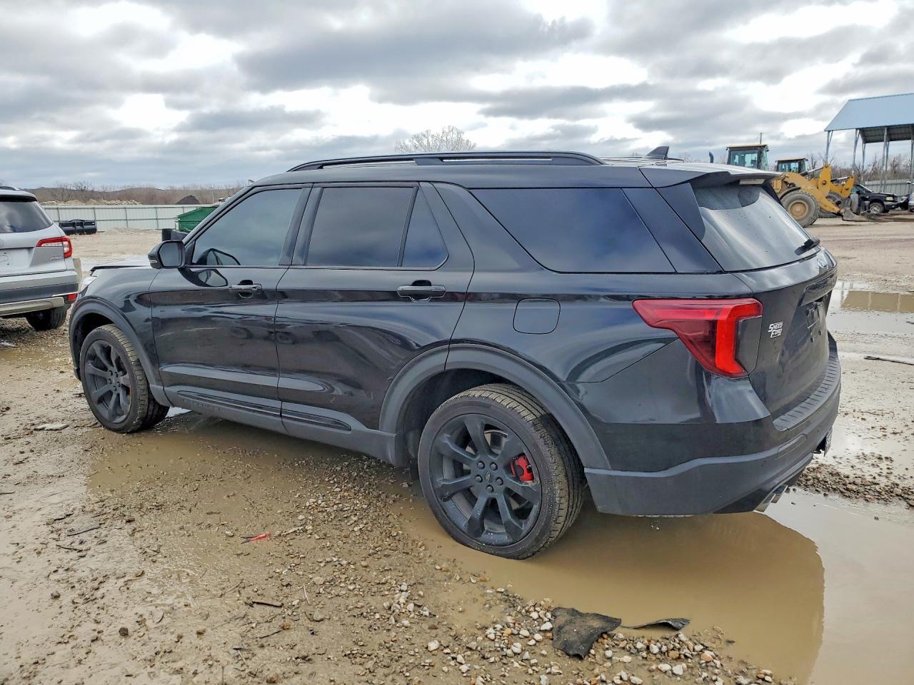2020 Ford Explorer St - Фото 2
