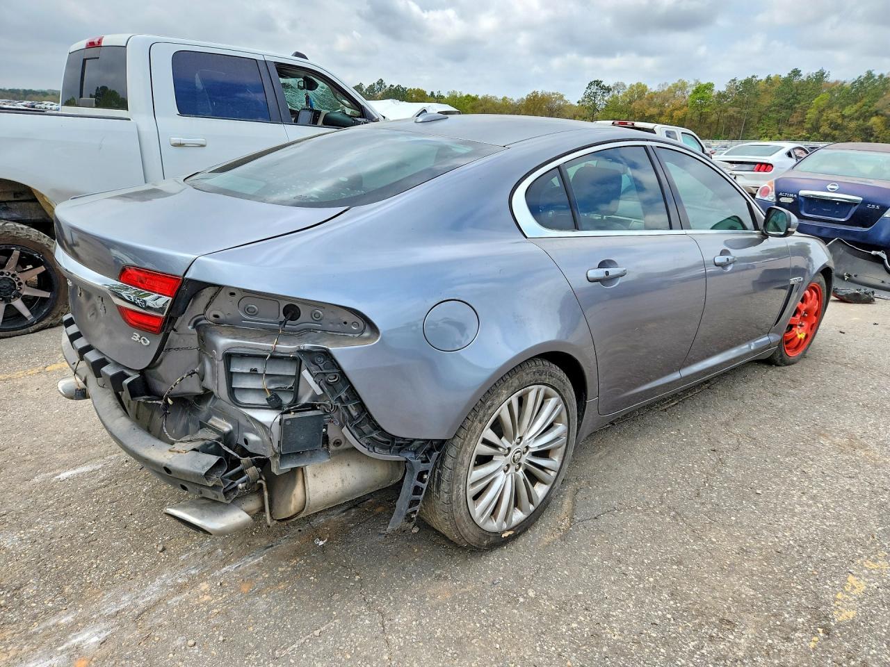 2012 Jaguar Xf Portfolio - Фото 3