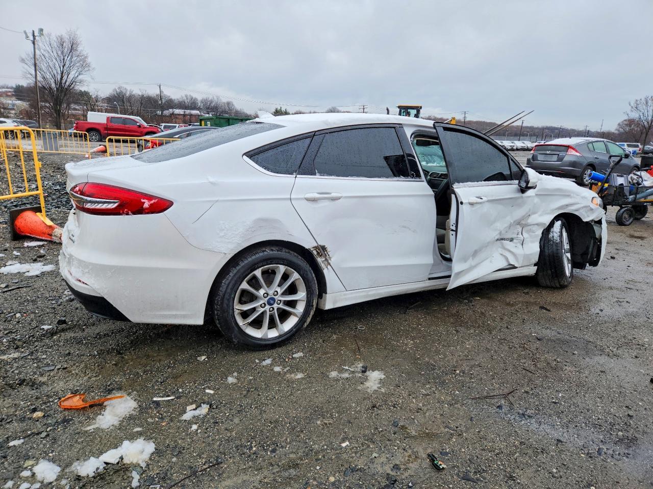 2019 Ford Fusion Se - Image 3
