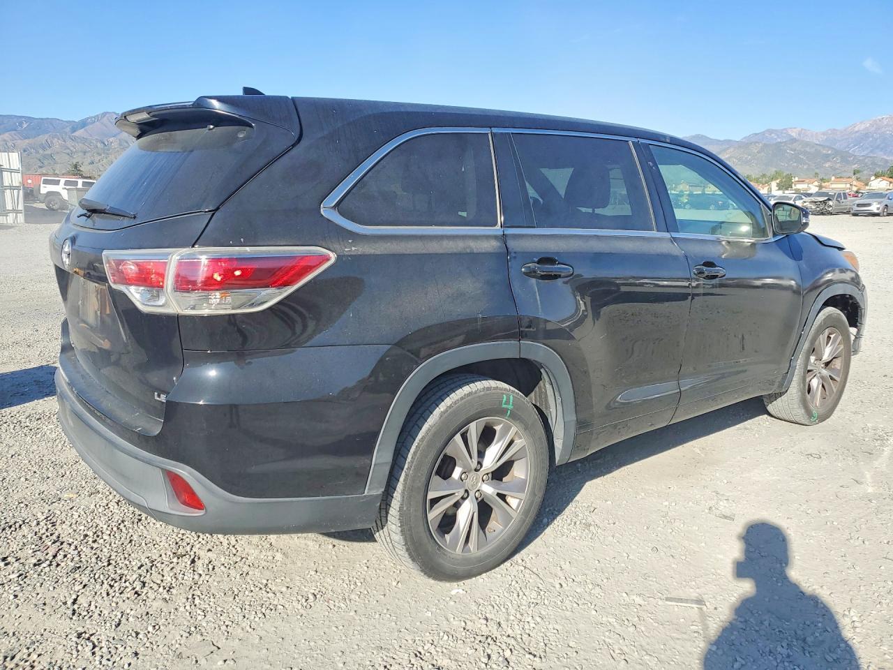 2015 Toyota Highlander Le Plus - Фото 3