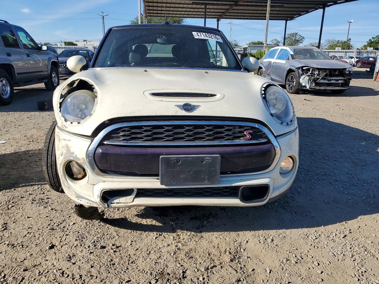 2019 Mini Cooper S - Image 5