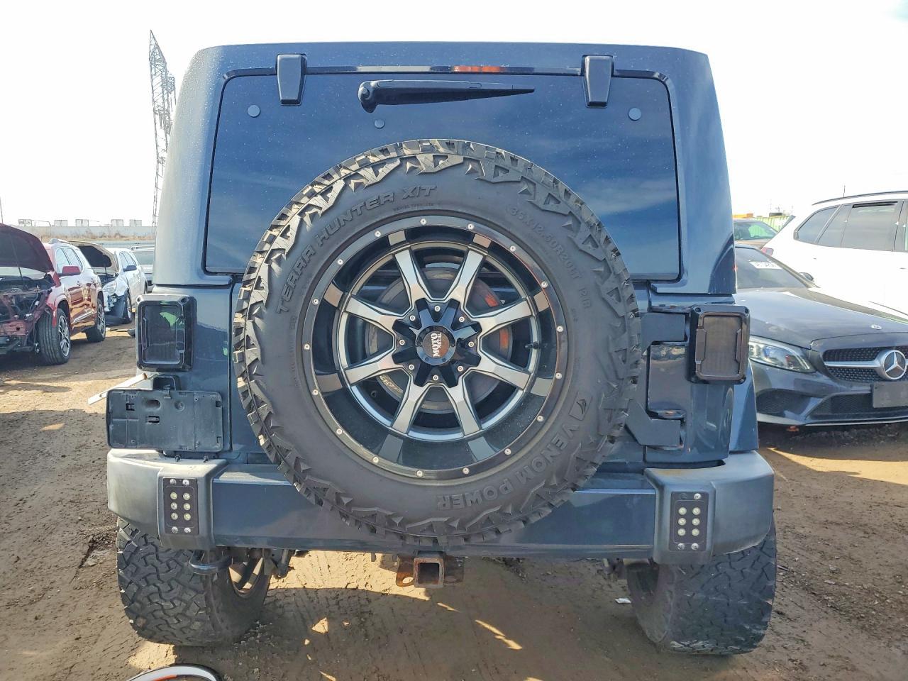 2016 Jeep Wrangler Unlimited Sahara - Фото 6