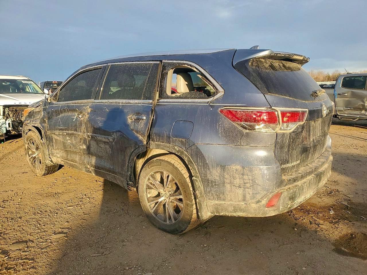 2016 Toyota Highlander Xle - Фото 2