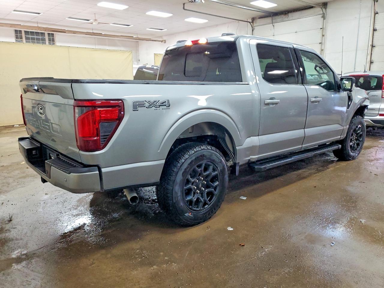 2025 Ford F150 Xlt - Фото 3