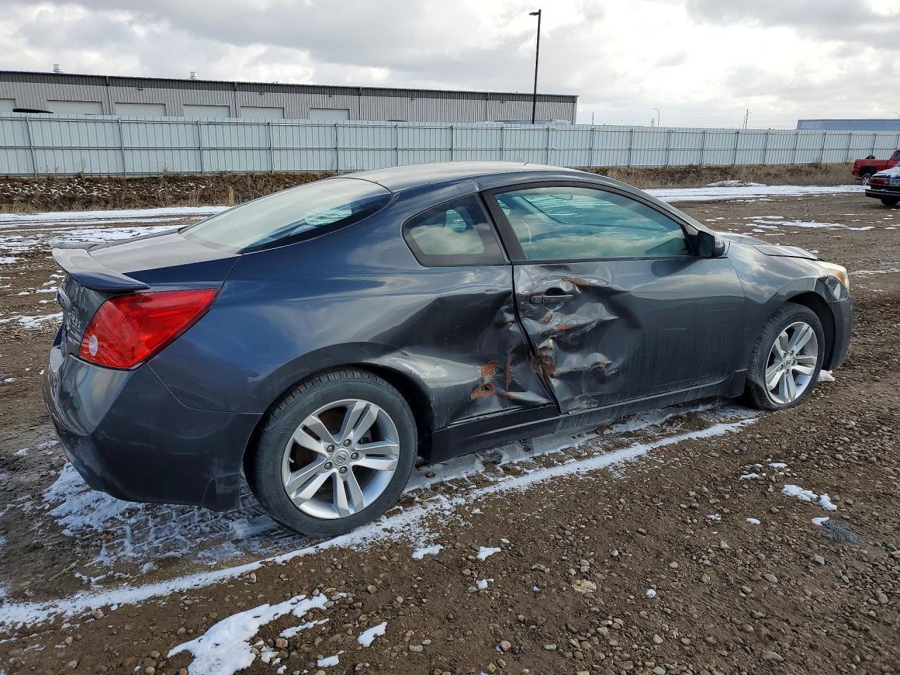 2011 Nissan Altima S - Фото 3