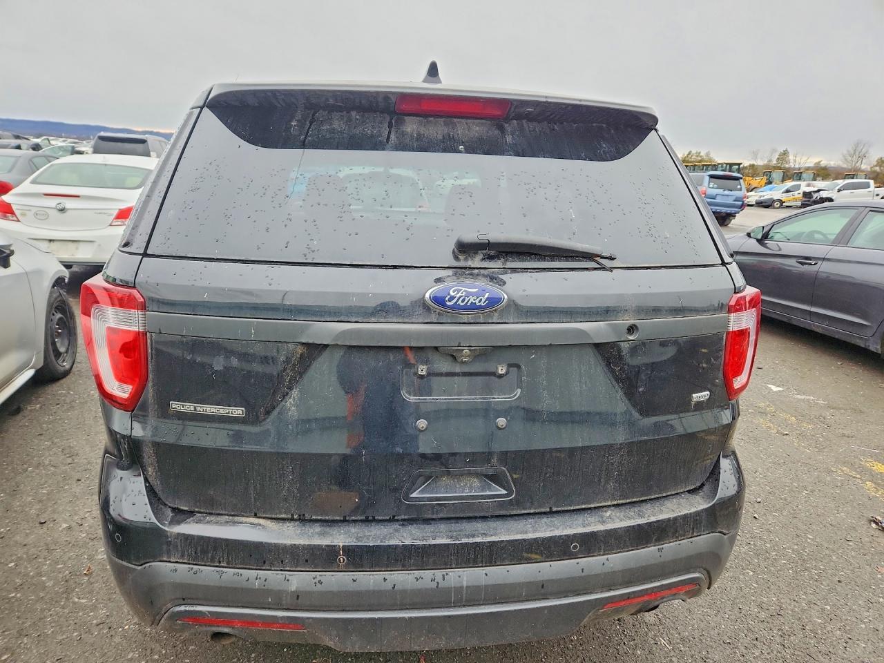2017 Ford Explorer Police Interceptor - Фото 6