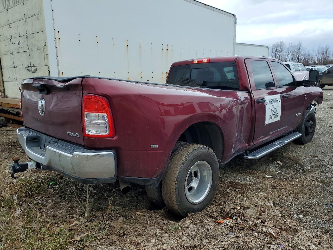 2021 Ram 3500 Tradesman - Фото 3