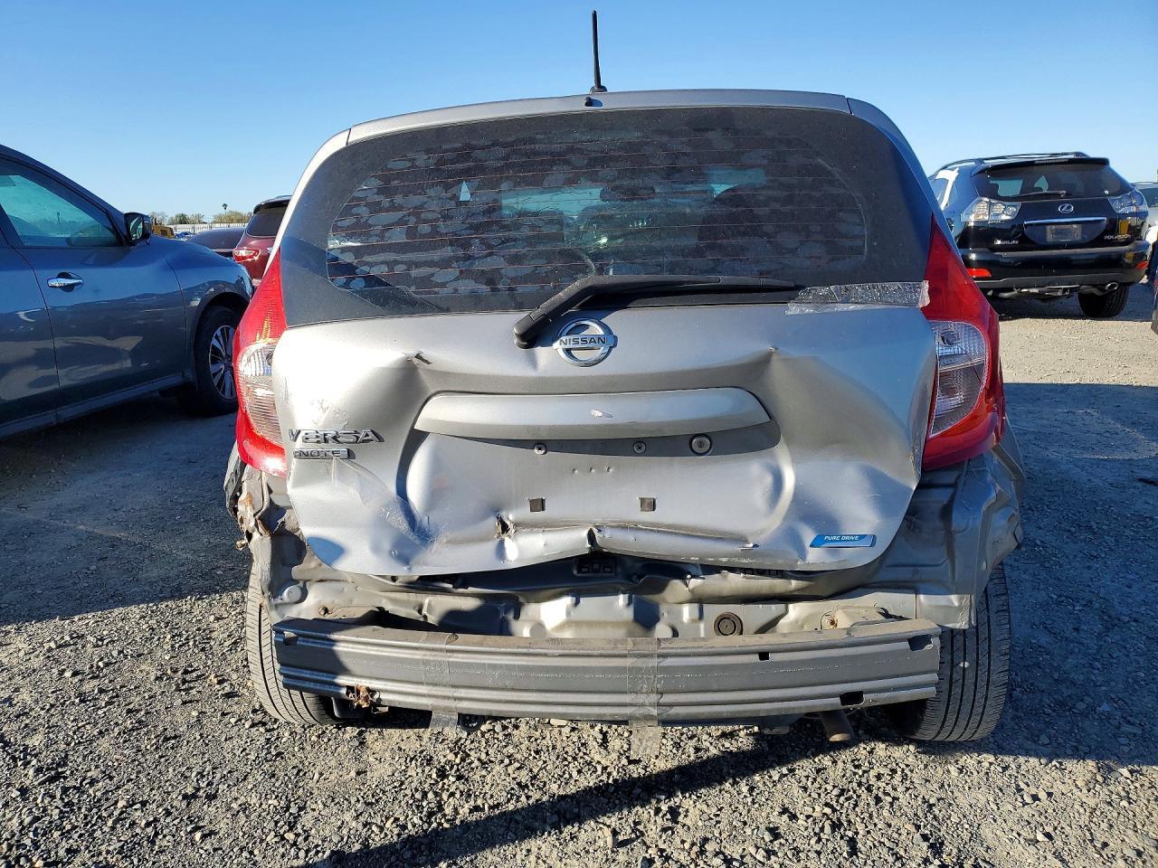 2014 Nissan Versa - Фото 6