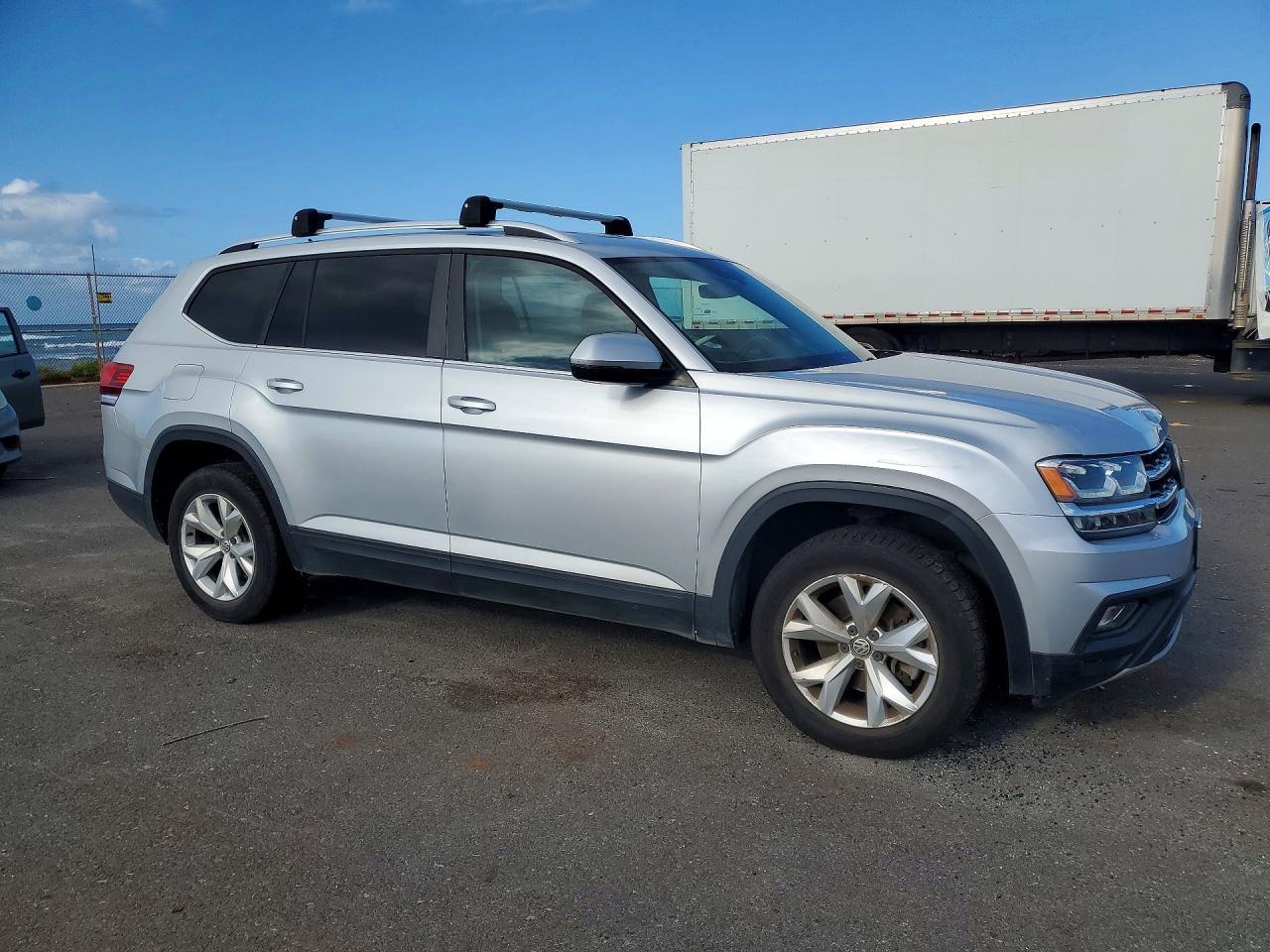 2018 Volkswagen Atlas Se - Image 4