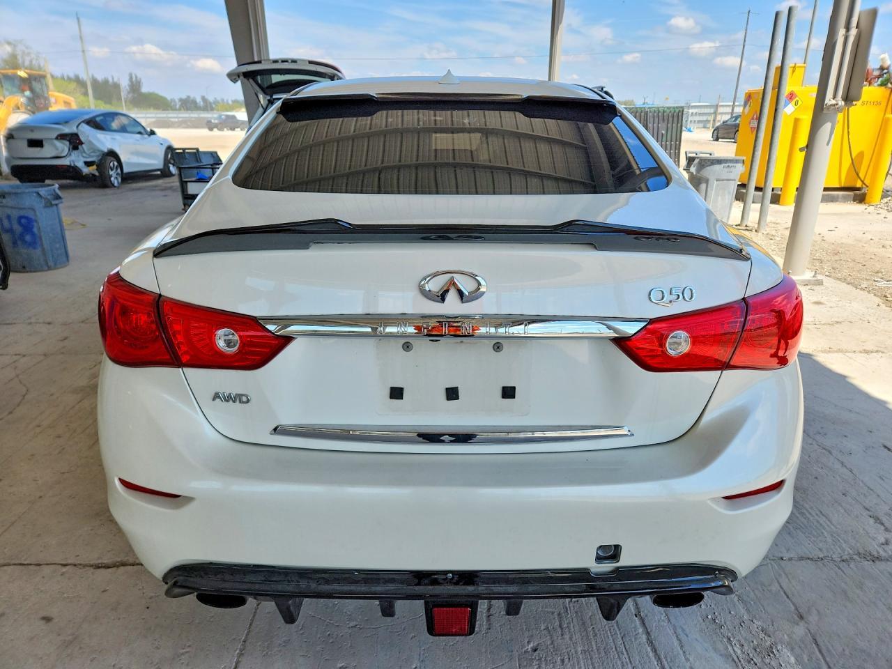 2017 Infiniti Q50 3.0T Premium - Image 6