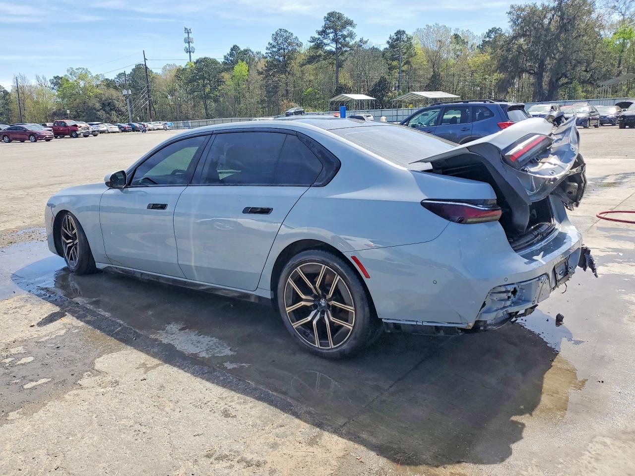 2023 BMW 740 I - Image 2