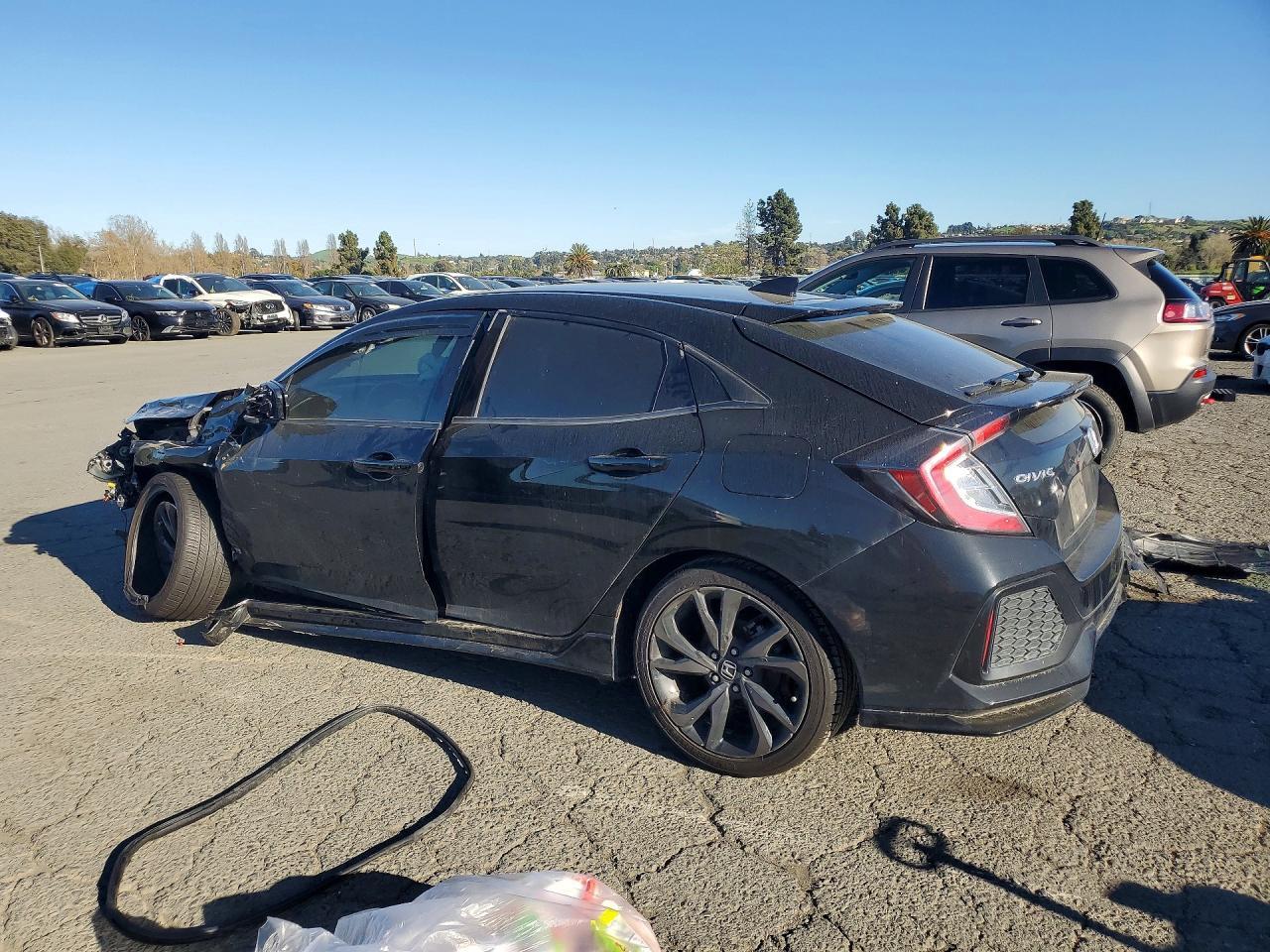 2018 Honda Civic Sport - Фото 2