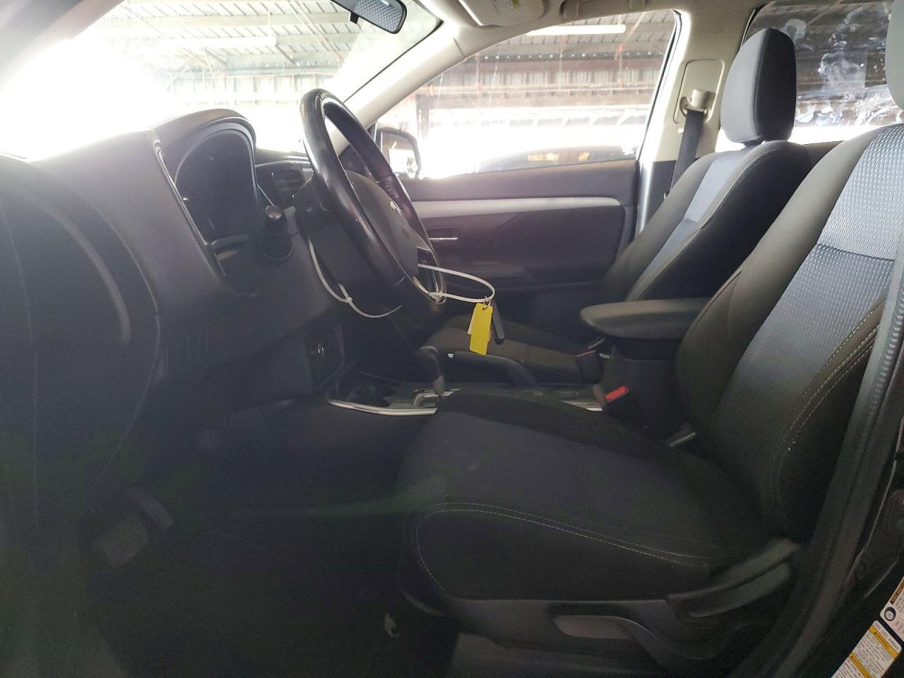 2018 Mitsubishi Outlander Se - Фото 7