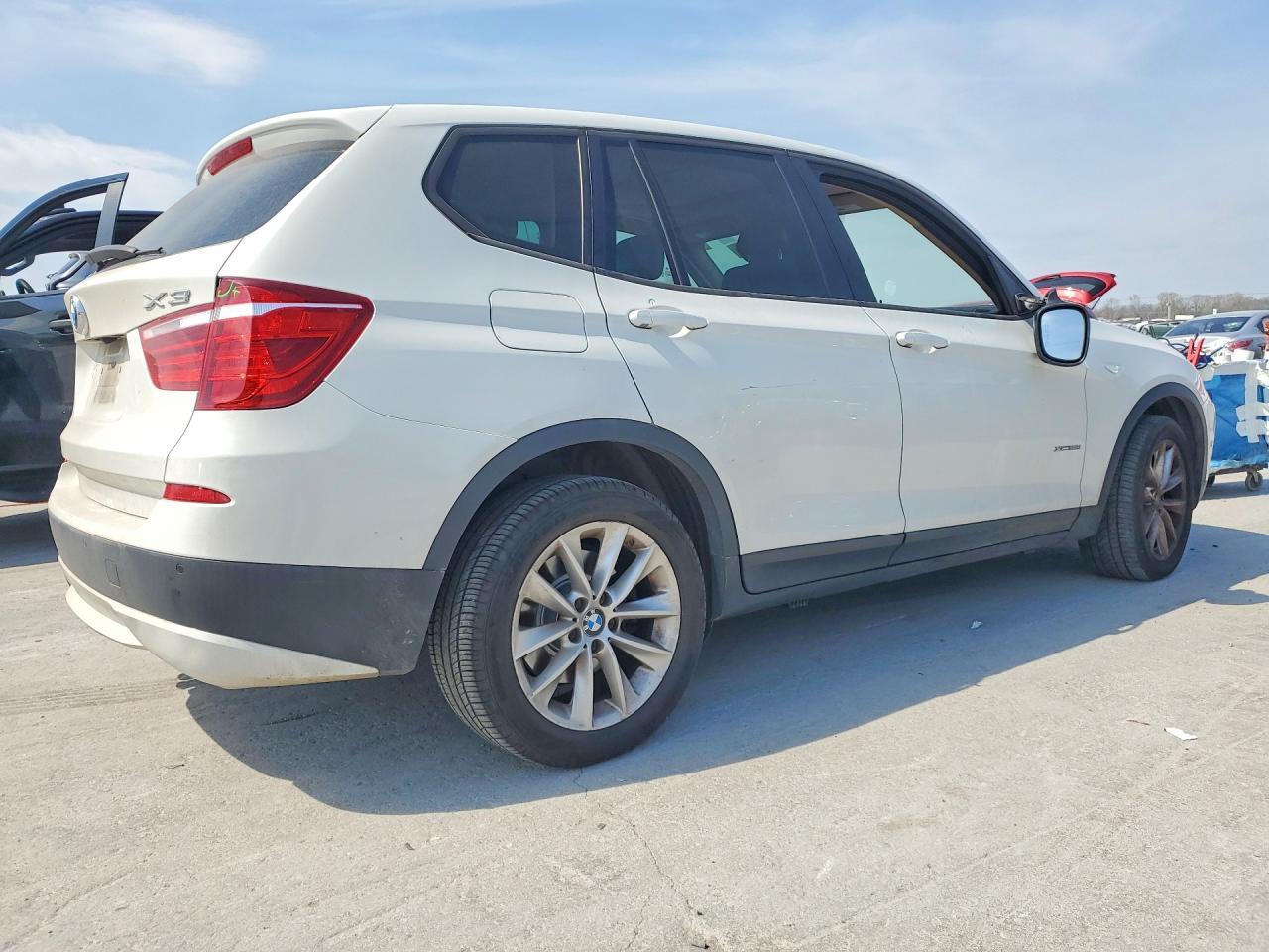 2014 BMW X3 xDrive28I - Фото 3