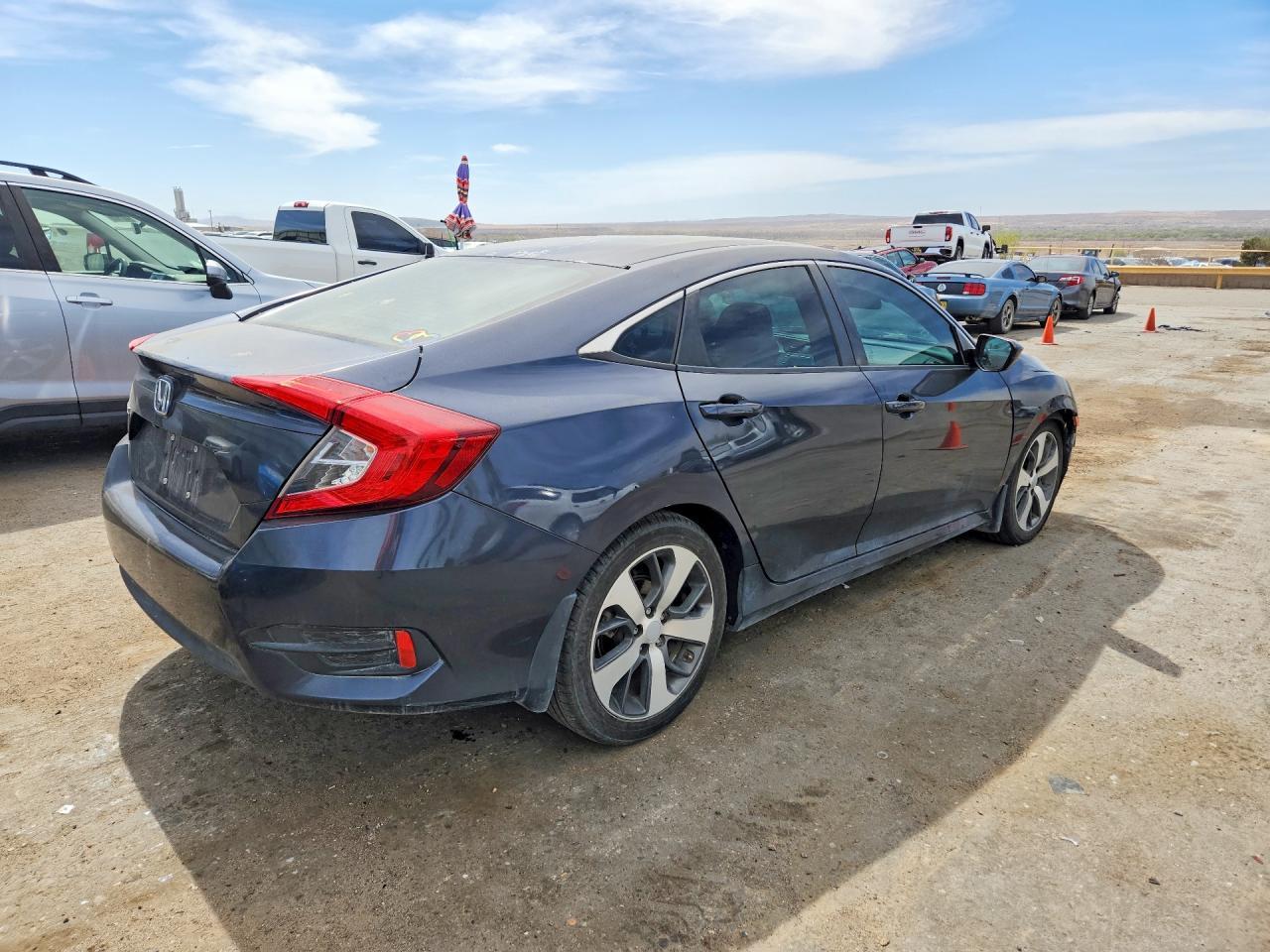 2018 Honda Civic Lx - Image 3