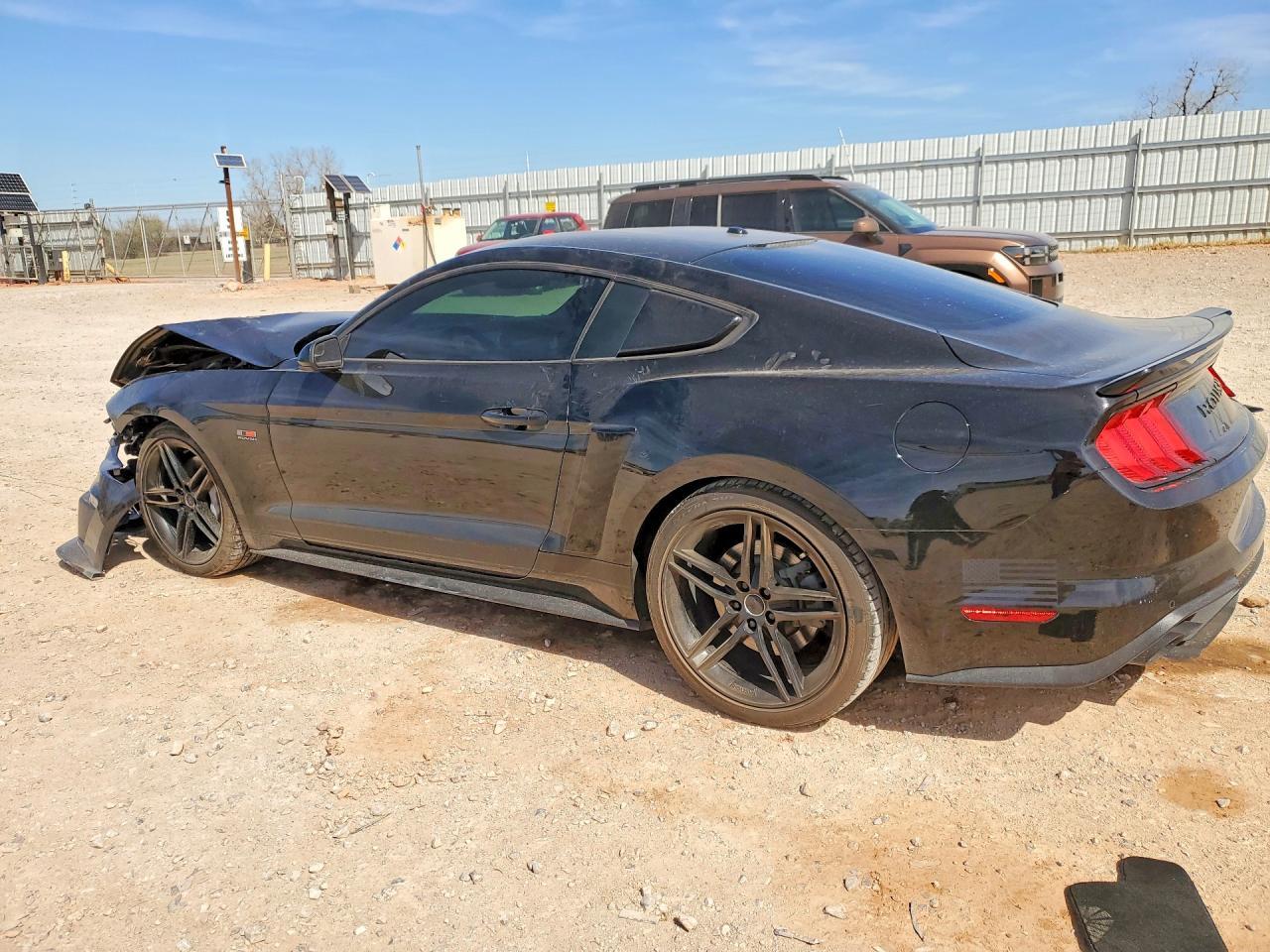 2019 Ford Mustang Gt - Image 2
